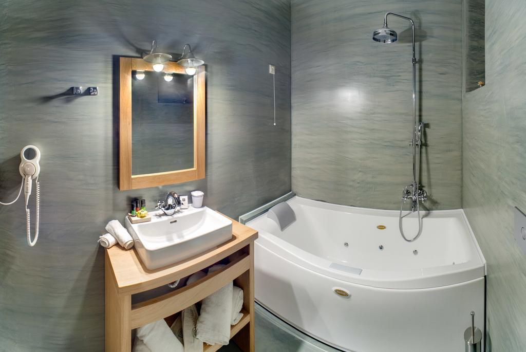 Haones Suites Ioannina Phòng bức ảnh