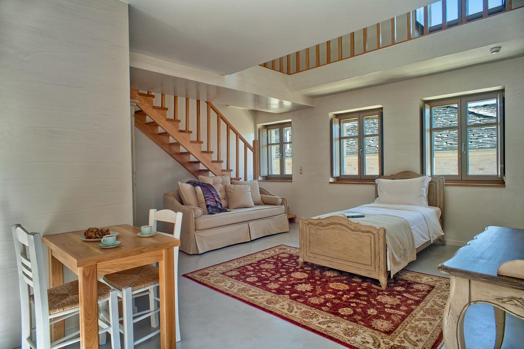 Haones Suites Ioannina Phòng bức ảnh