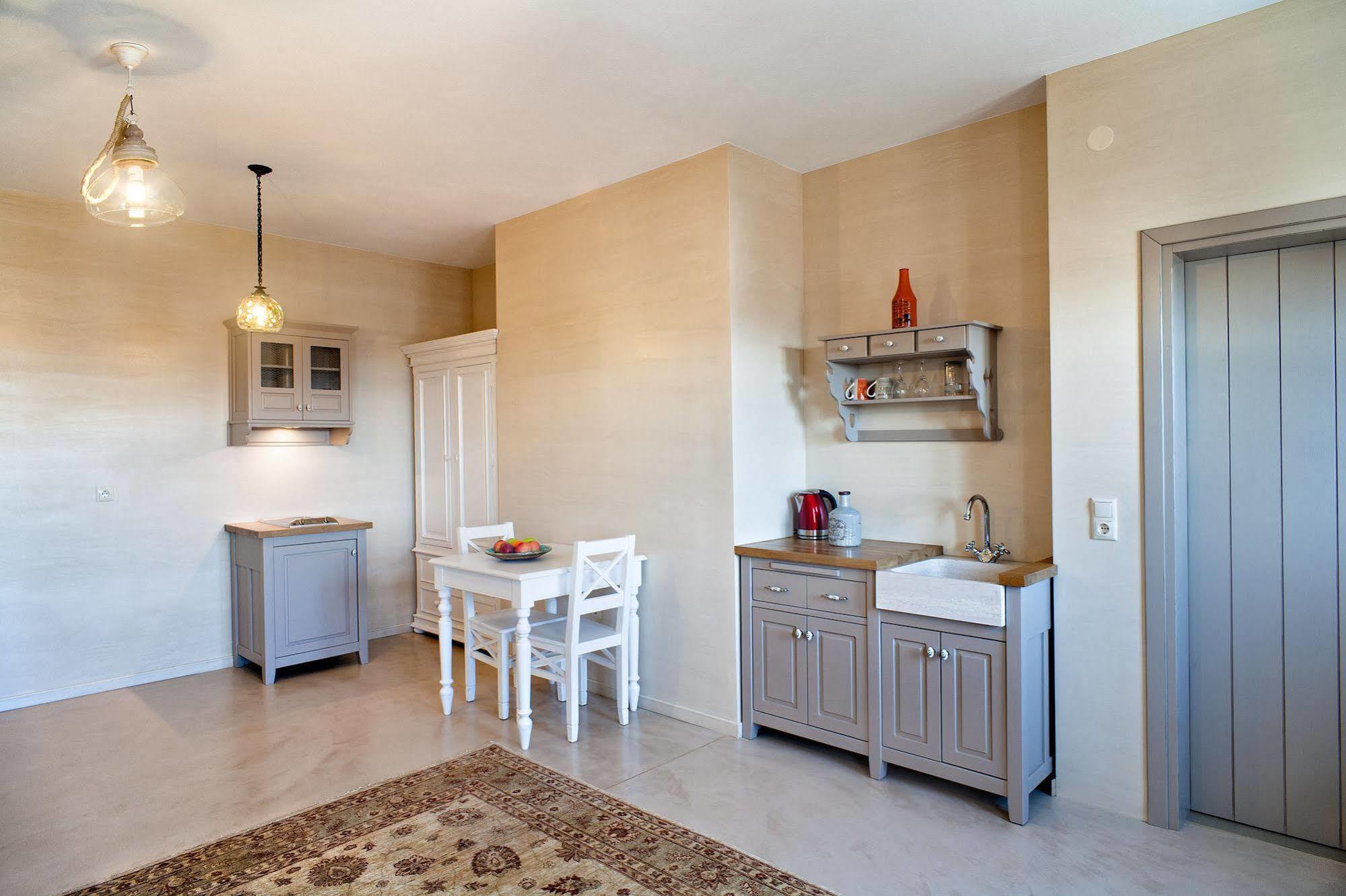 Haones Suites Ioannina Ngoại thất bức ảnh