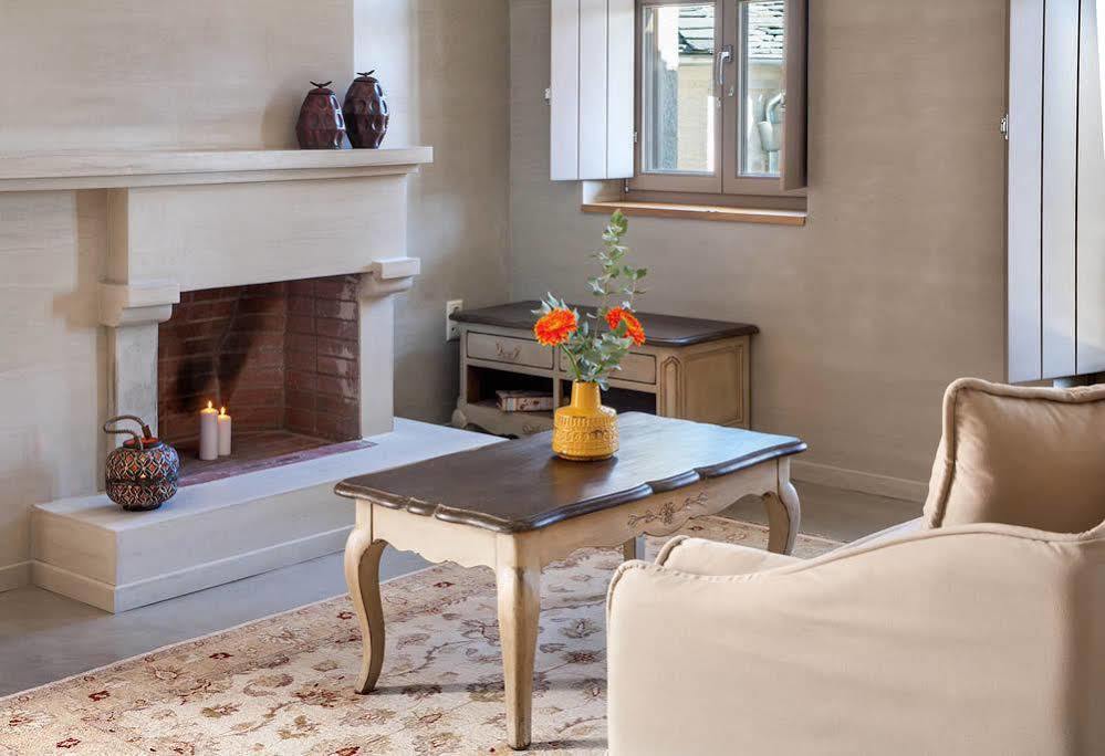 Haones Suites Ioannina Ngoại thất bức ảnh